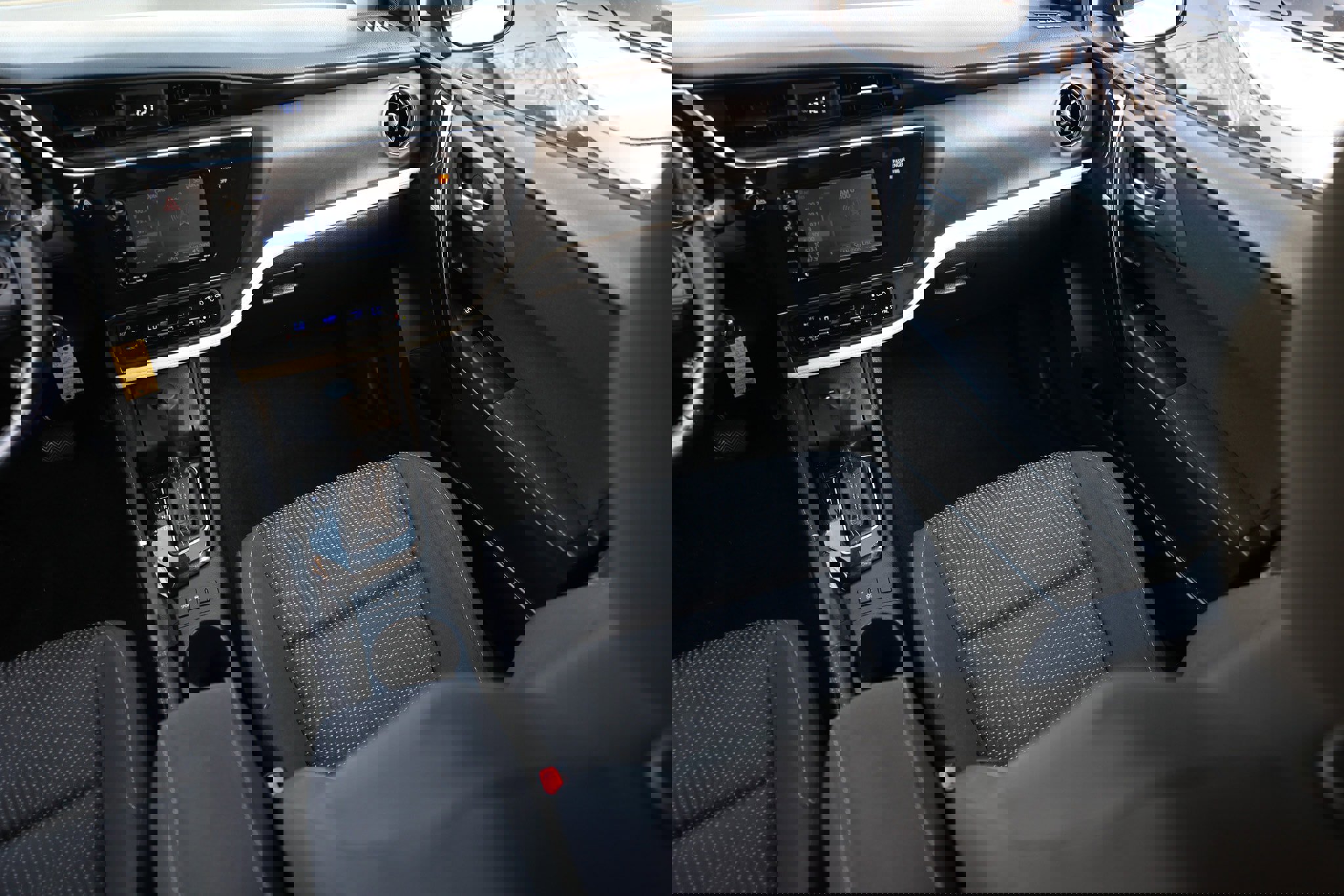 Used 2017 Toyota Corolla iM image 27