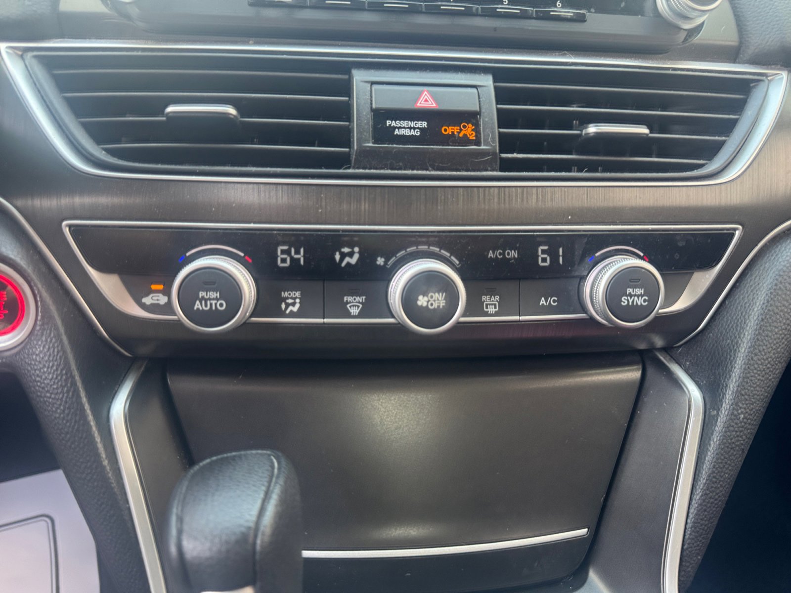 Used 2019 Honda Accord LX image 12