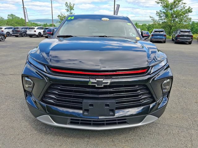 Used 2024 Chevrolet Blazer LT w/ Redline Edition AWD/4WD image 9