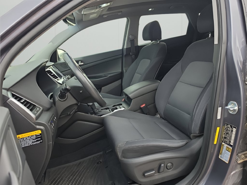 Used 2018 Hyundai Tucson Value w/ Cargo Package AWD/4WD image 10