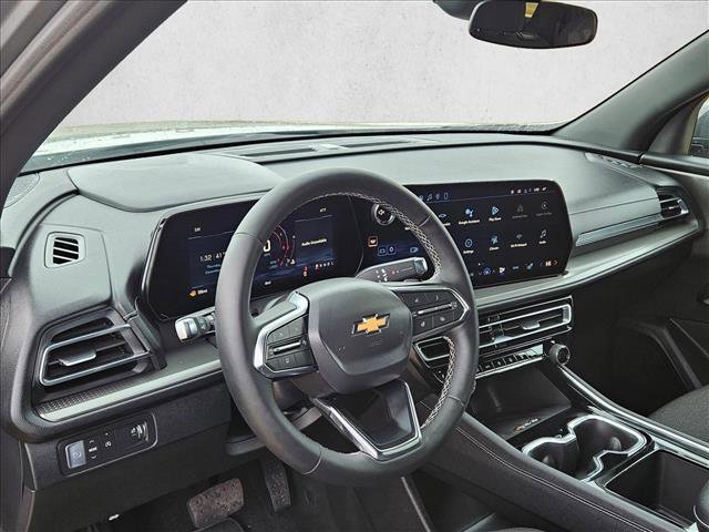 New 2026 Chevrolet Traverse LT w/ Sun and Wheel Package image 3