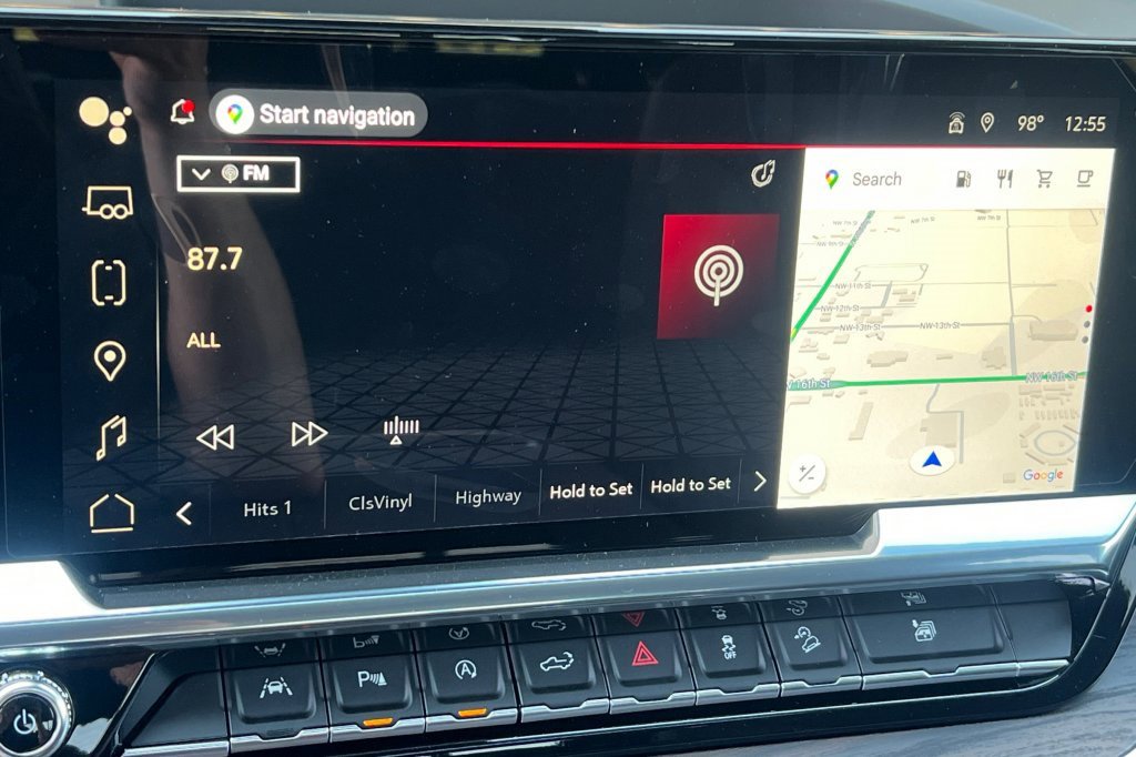 New 2026 GMC Sierra 1500 SLT w/ SLT Premium Package image 14