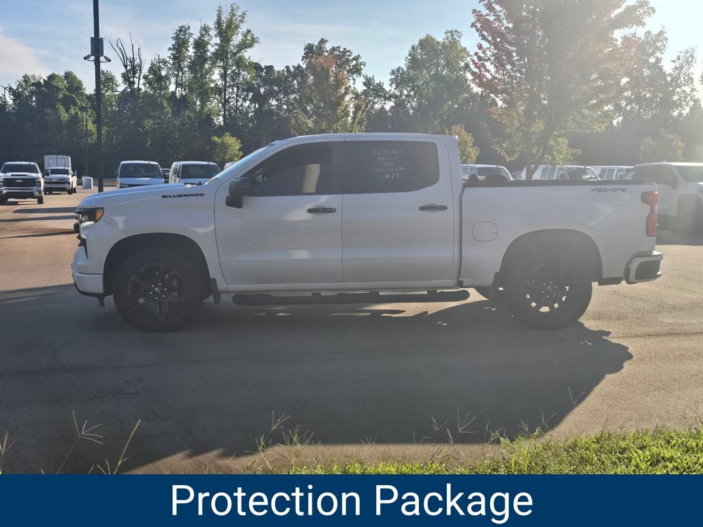 Used 2023 Chevrolet Silverado 1500 RST w/ Redline Edition AWD/4WD image 5