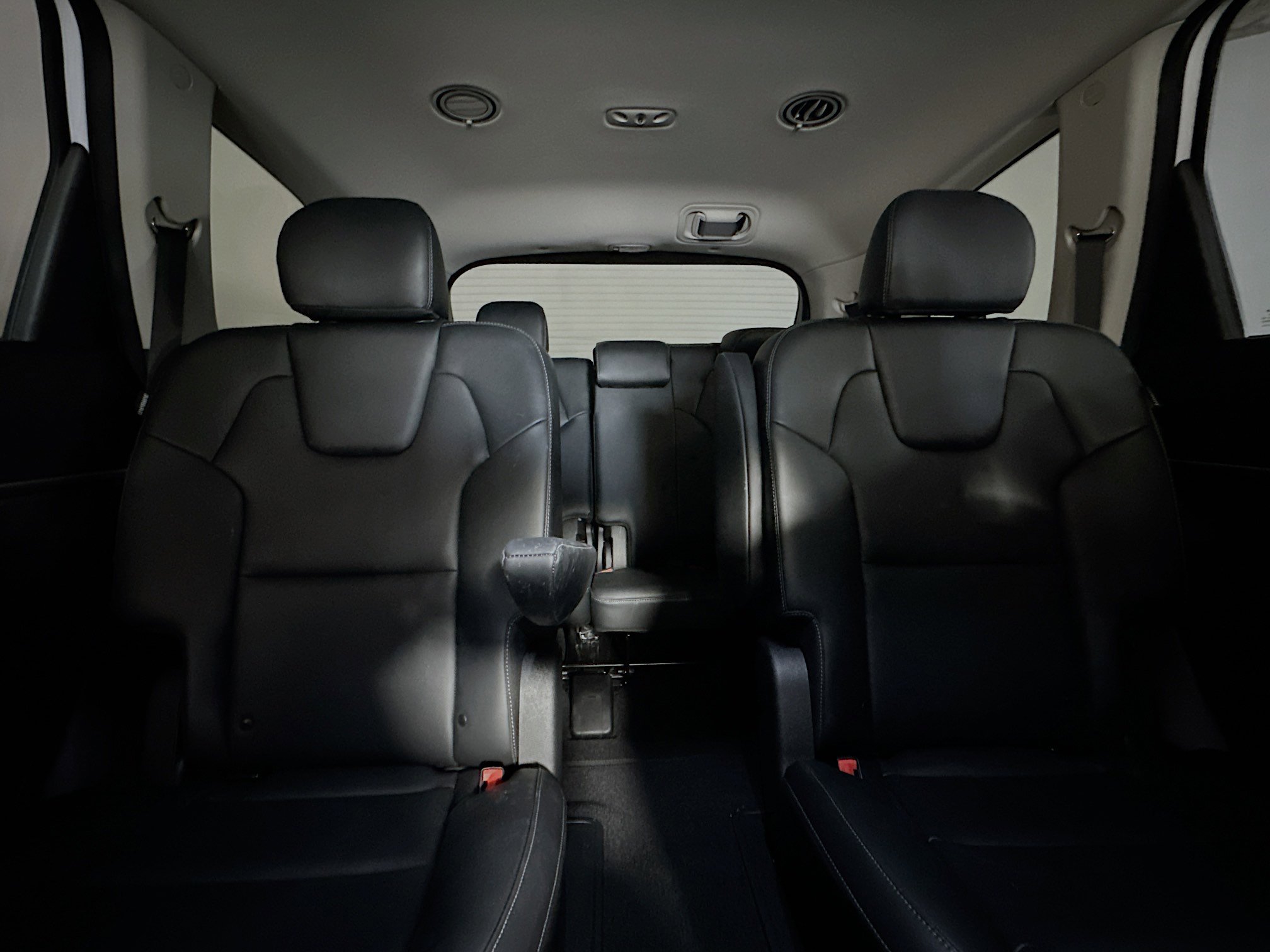 Used 2025 Kia Telluride S FWD image 30