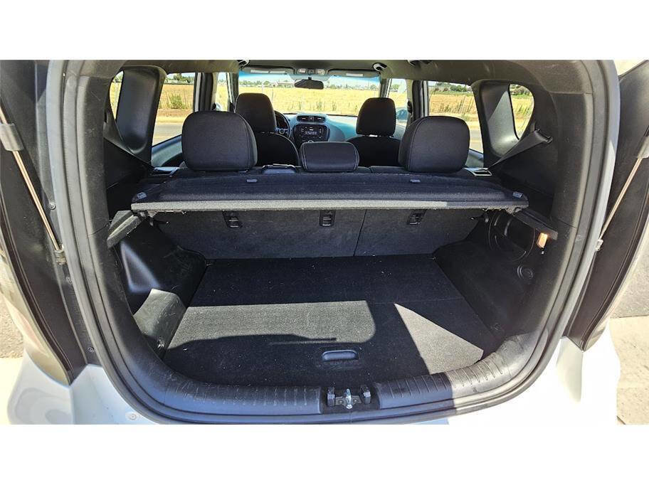 Used 2017 Kia Soul + image 30