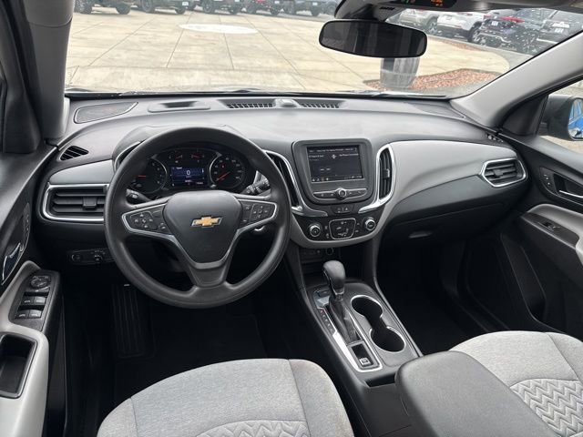 Used 2022 Chevrolet Equinox LS w/ LS Convenience Package image 23