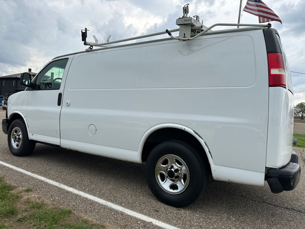 Used 2007 Chevrolet Express 1500 image 7