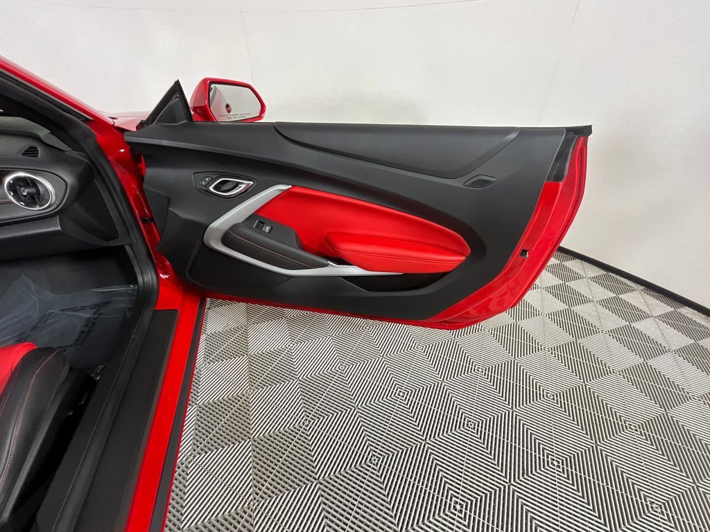 Used 2022 Chevrolet Camaro LT w/ RS Package image 18