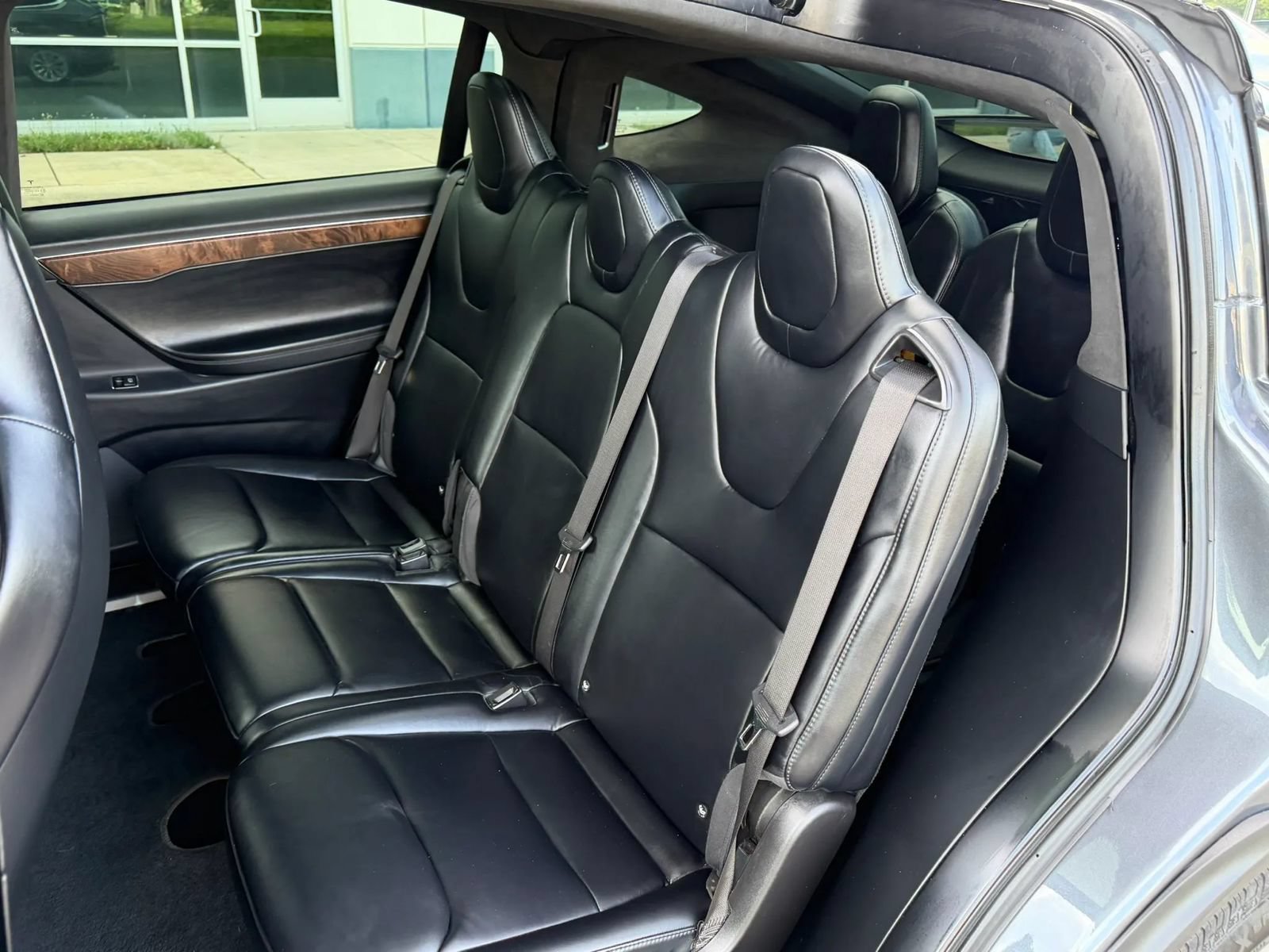 Used 2017 Tesla Model X 75D AWD/4WD image 12