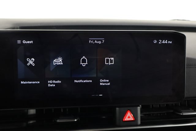 Used 2025 Kia Carnival FWD image 34