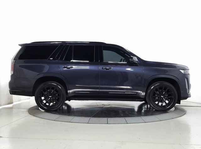 Certified 2024 Cadillac Escalade Sport w/ LPO, ONYX Package image 11