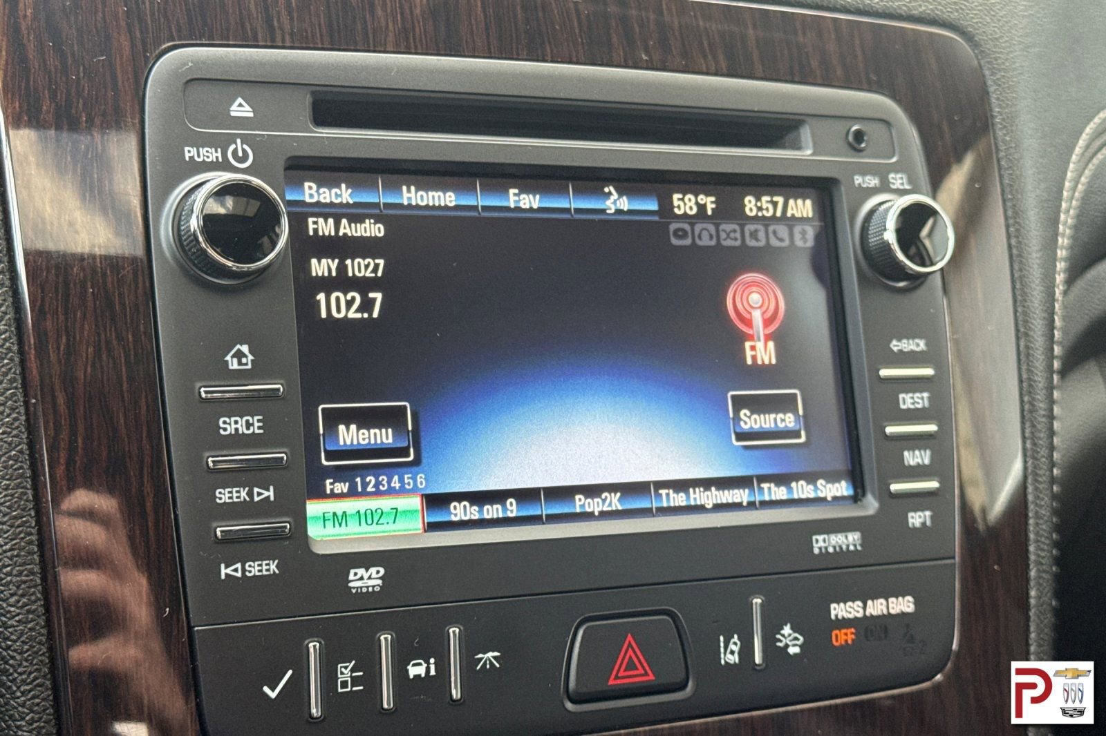 Used 2016 Chevrolet Traverse LTZ AWD/4WD image 25