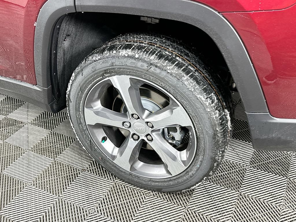 New 2025 Jeep Grand Cherokee L Limited image 41