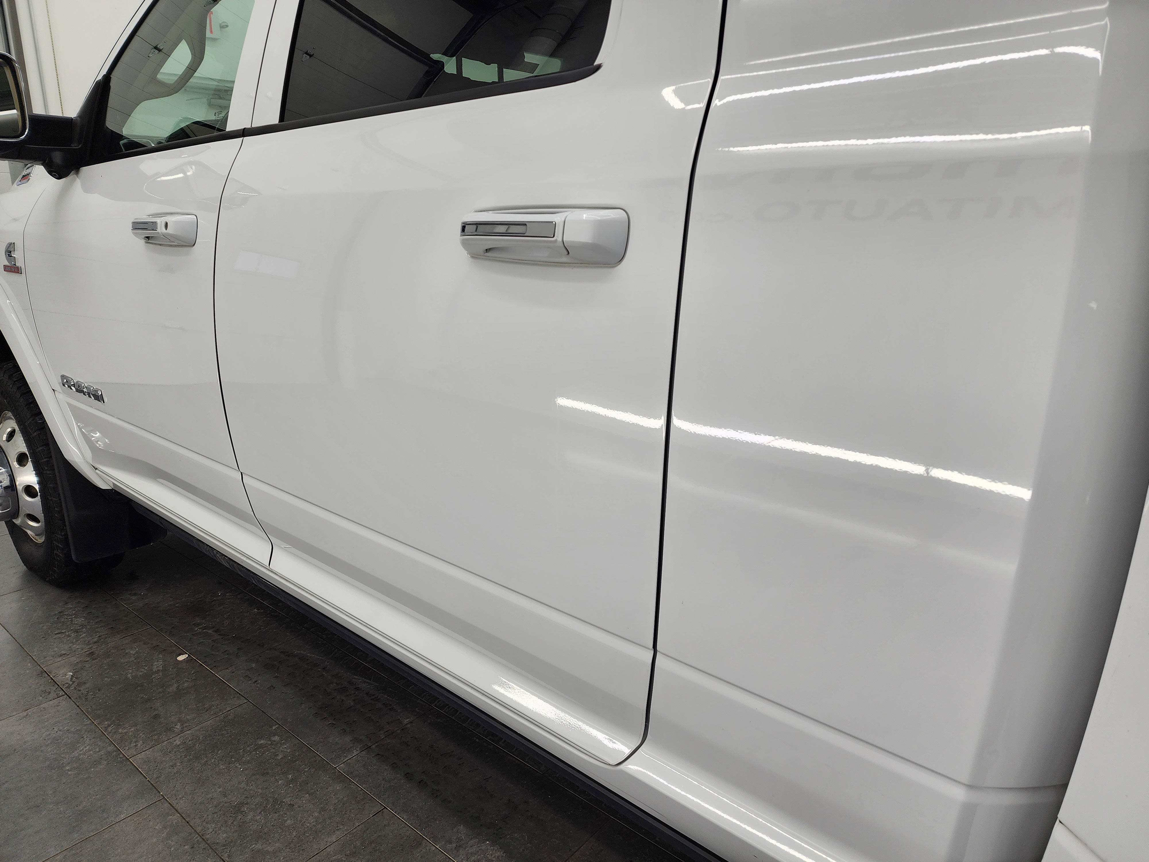 Used 2021 RAM 3500 Laramie image 38