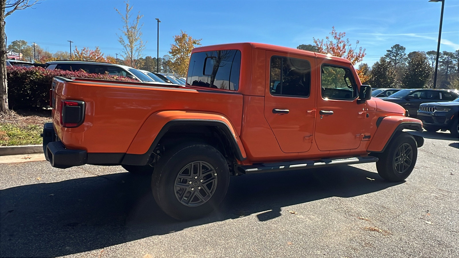New 2025 Jeep Gladiator Sport image 8