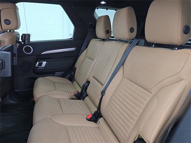 Certified 2025 Land Rover Discovery Dynamic SE image 14