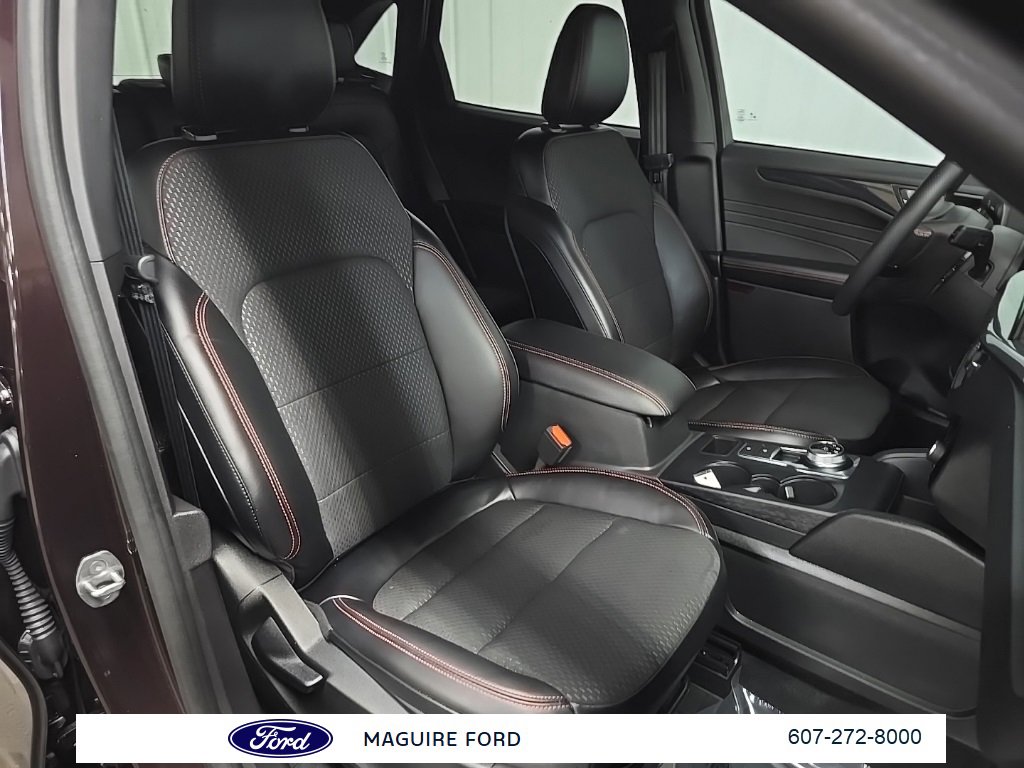 Used 2023 Ford Escape ST-Line w/ Tech Pack #1 image 17