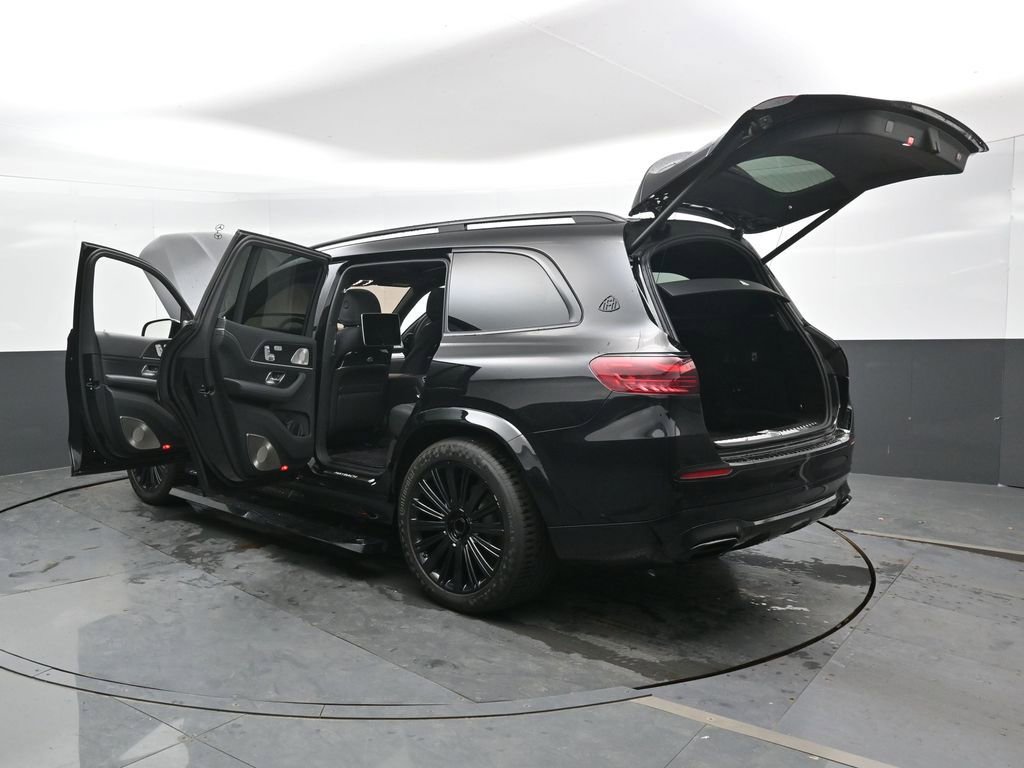 Used 2024 Mercedes-Benz Maybach GLS 600 4MATIC image 52
