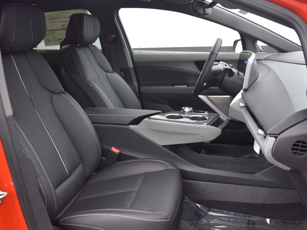 New 2026 Cadillac Optiq Sport 2 w/ LPO, Floor Liner Package image 39