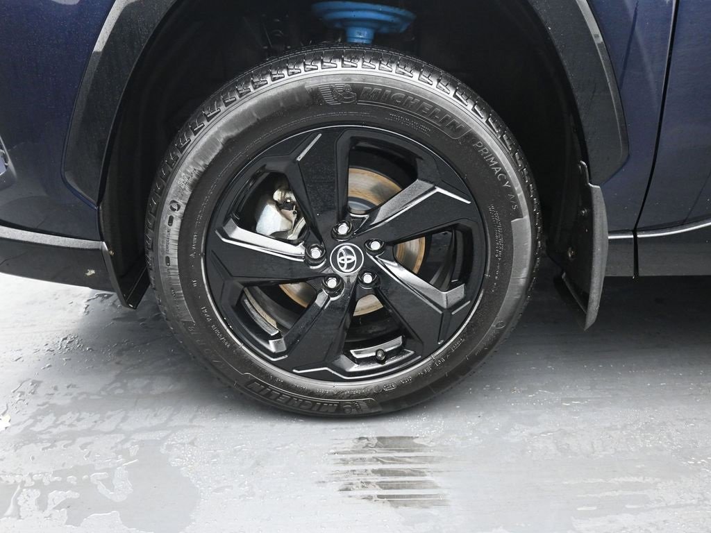 Used 2021 Toyota RAV4 XSE image 12