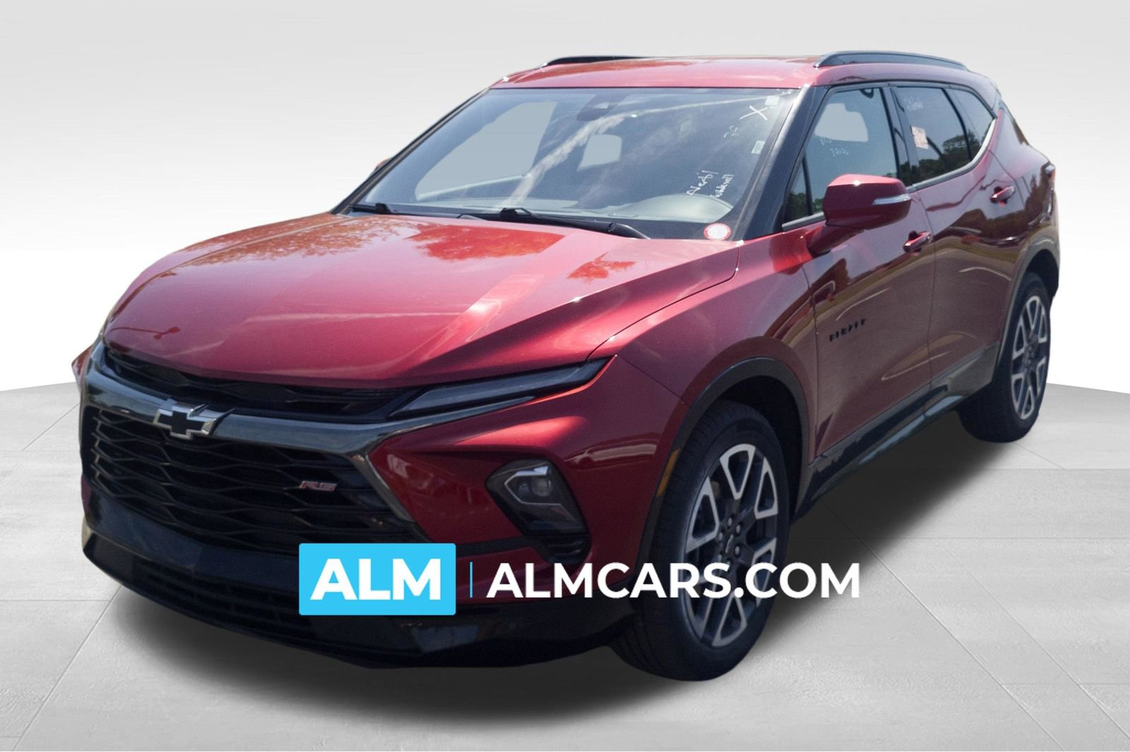 Used 2025 Chevrolet Blazer RS FWD image 1