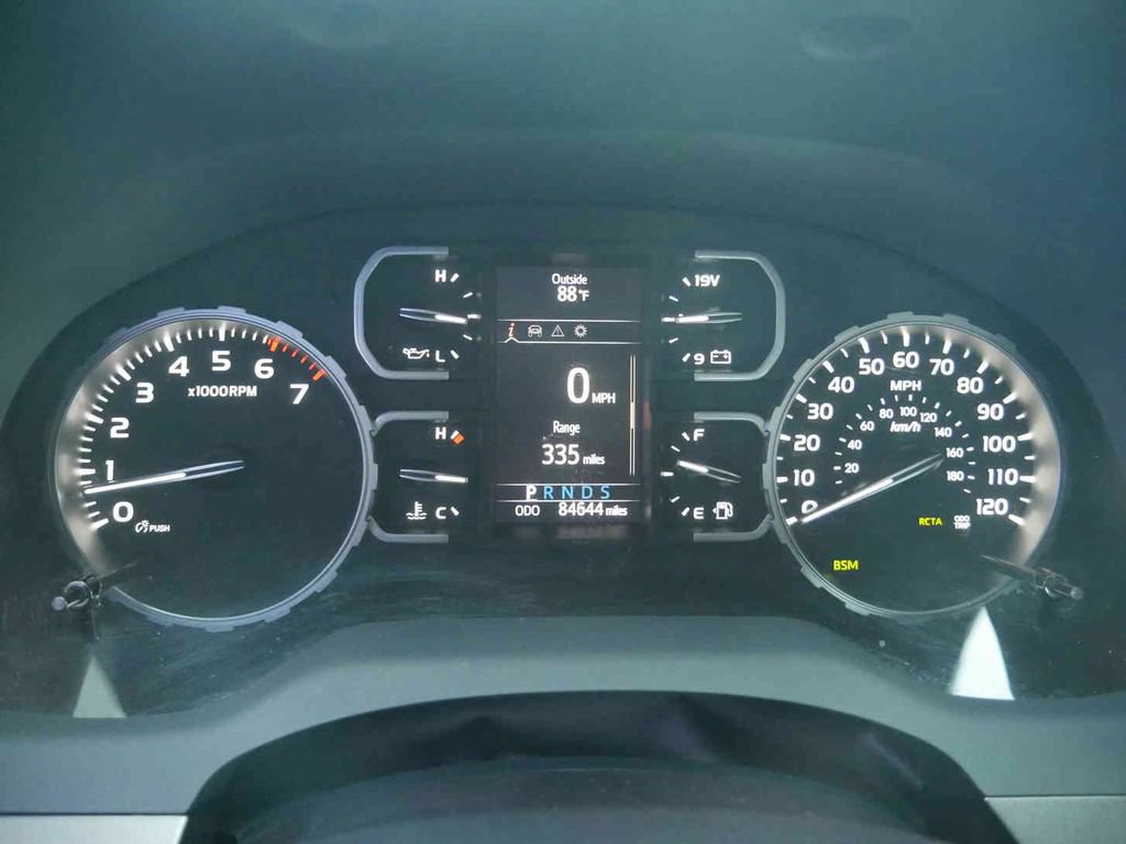 Used 2018 Toyota Tundra SR5 w/ SR5 Upgrade Package RWD image 45