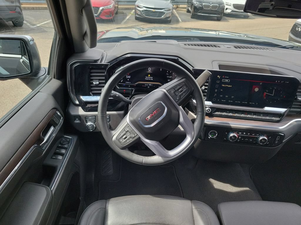 Used 2024 GMC Sierra 1500 SLT AWD/4WD image 11