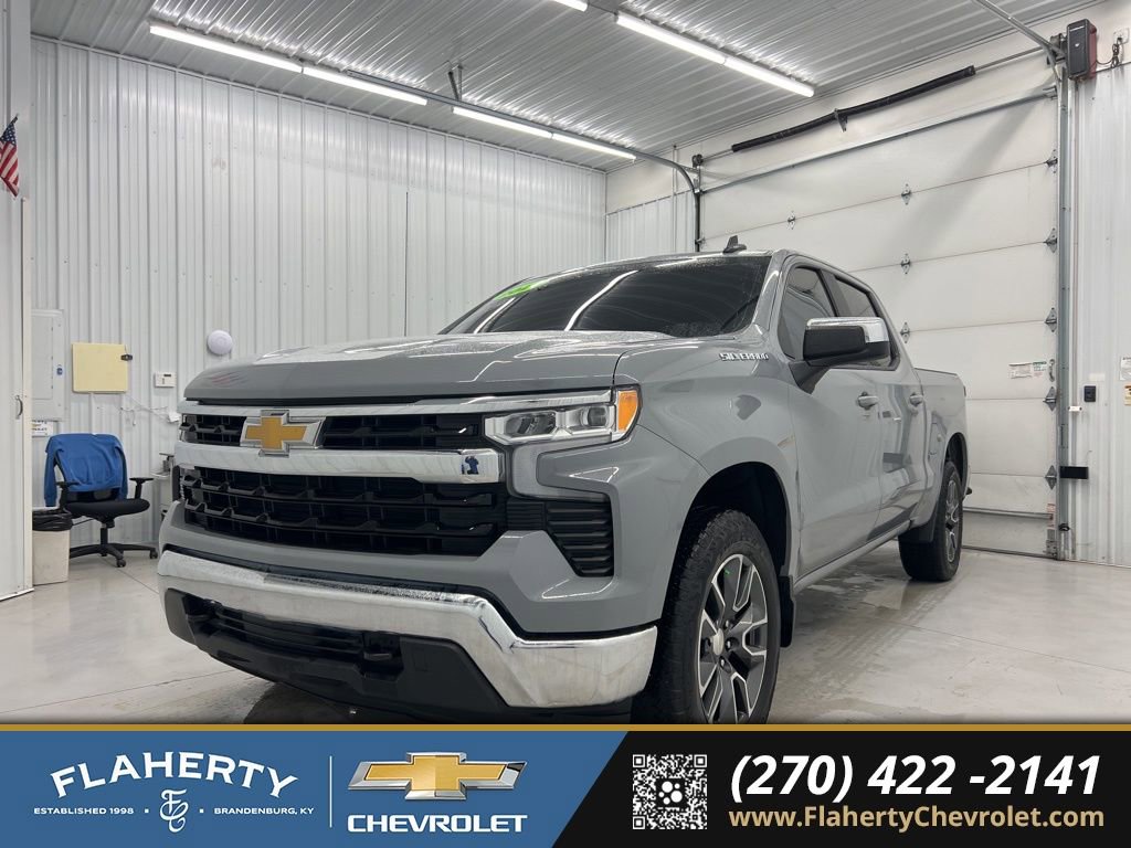 Used 2024 Chevrolet Silverado 1500 LT AWD/4WD image 6