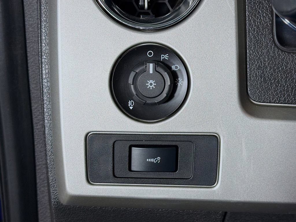 Used 2013 Ford F150 Lariat w/ Luxury Equipment Group AWD/4WD image 11