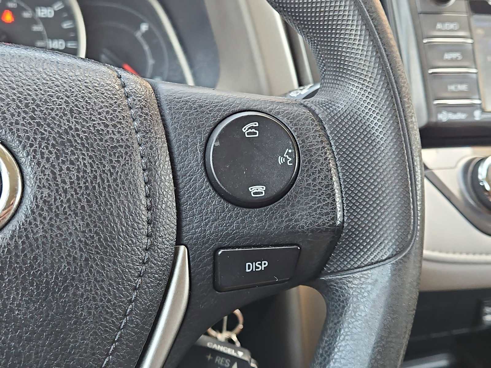 Used 2015 Toyota RAV4 XLE image 24