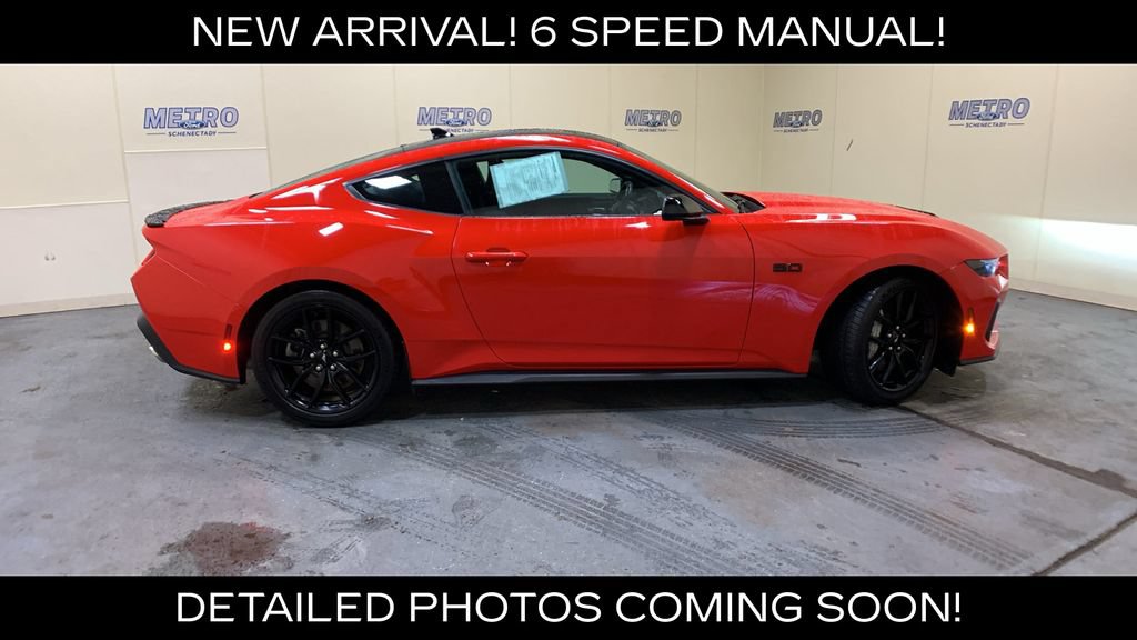 Used 2025 Ford Mustang GT RWD image 2