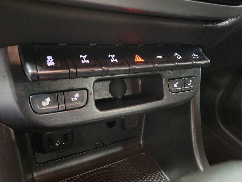 Used 2019 Chevrolet Colorado ZR2 image 17