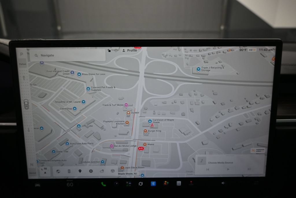 Used 2023 Tesla Model X AWD/4WD image 19