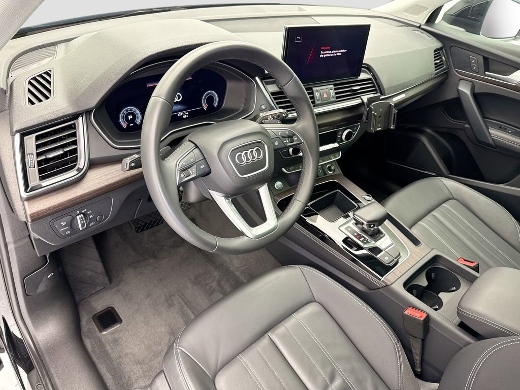 Used 2023 Audi Q5 2.0T Premium Plus w/ Premium Plus Package image 9