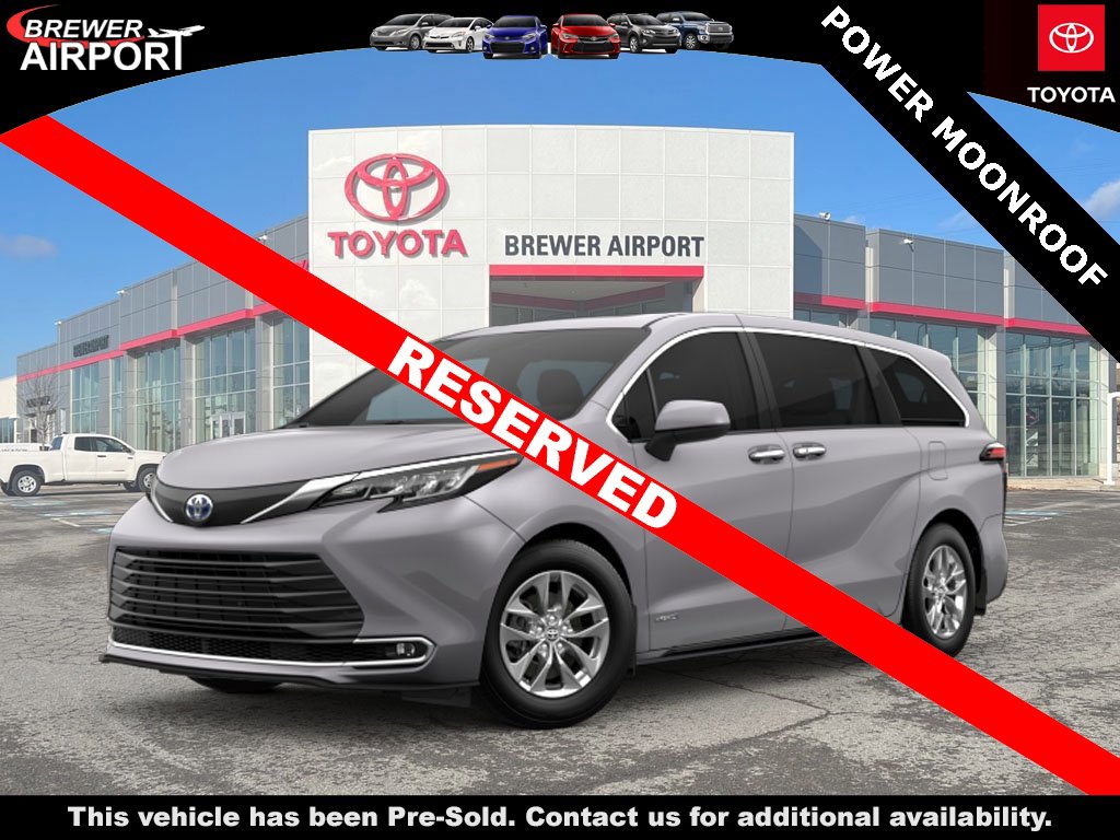 New 2025 Toyota Sienna XLE