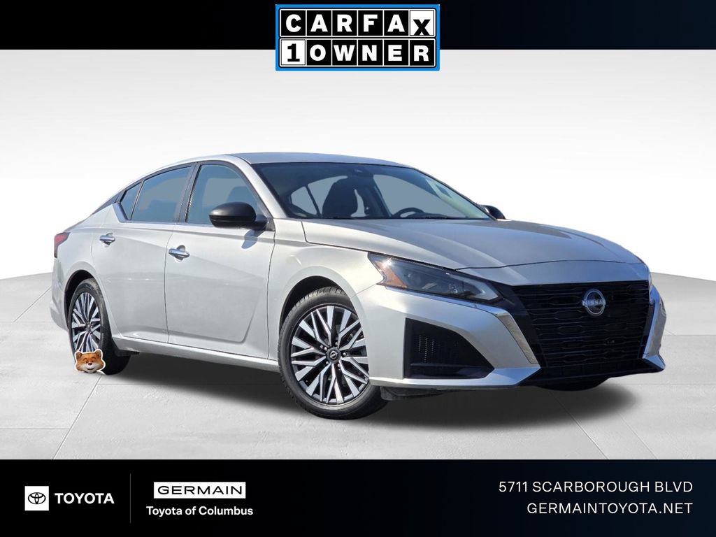 Used 2024 Nissan Altima 2.5 SV