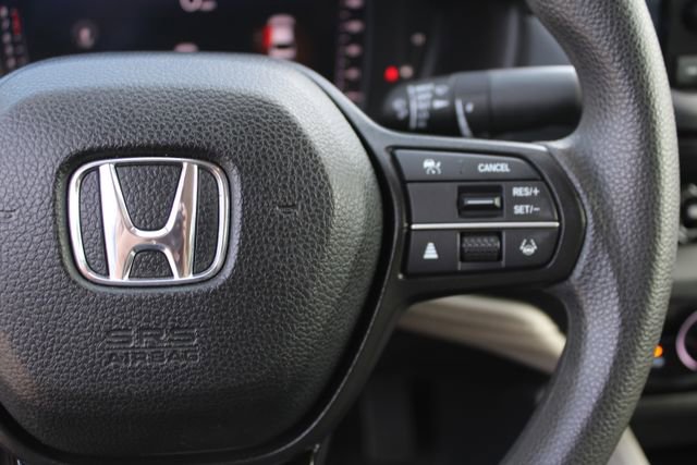 Used 2023 Honda Accord EX image 19