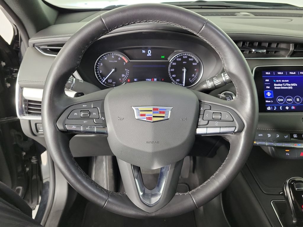 Certified 2023 Cadillac XT4 Premium Luxury AWD/4WD image 22