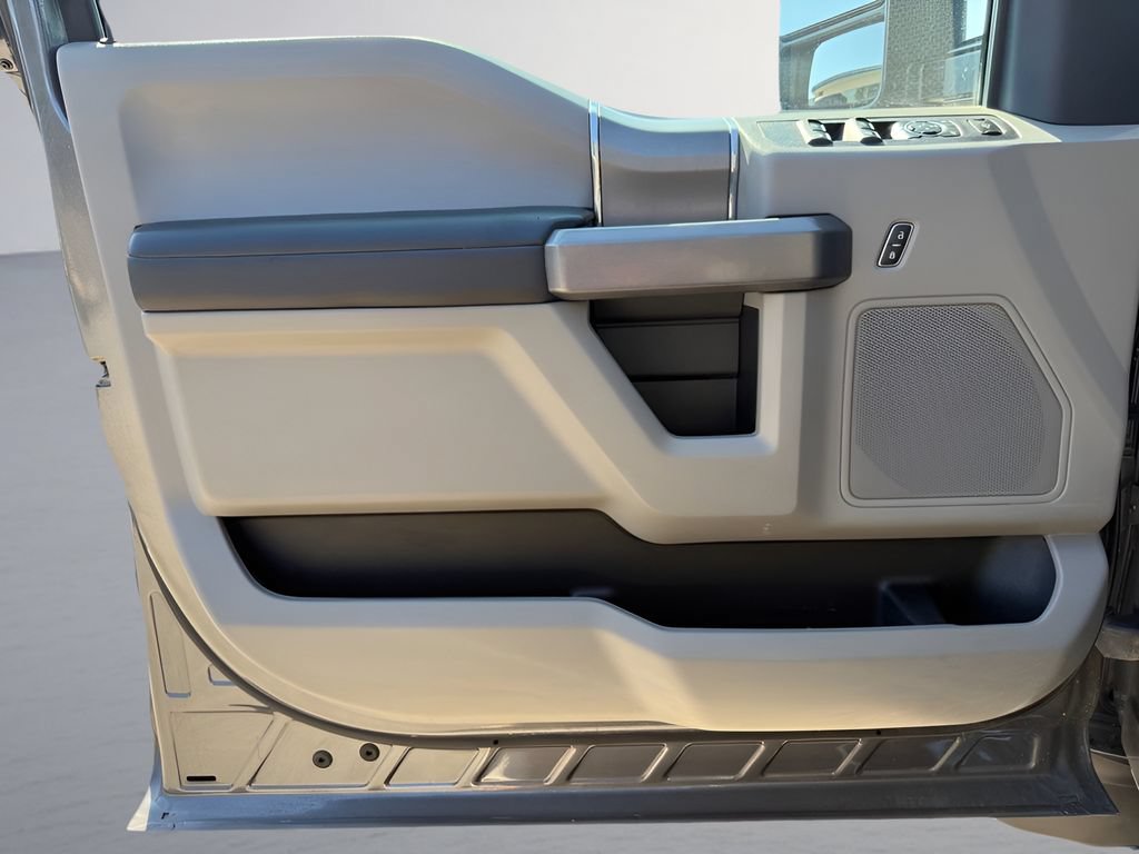 Used 2021 Ford F250 XLT w/ XLT Premium Package AWD/4WD image 10