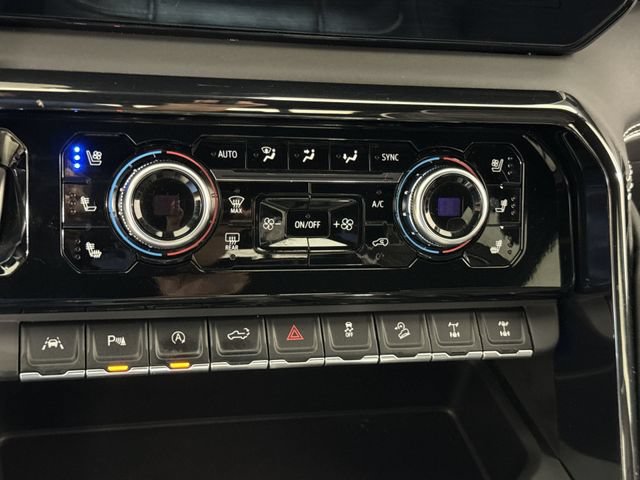Used 2024 GMC Sierra 1500 AT4X AWD/4WD image 15