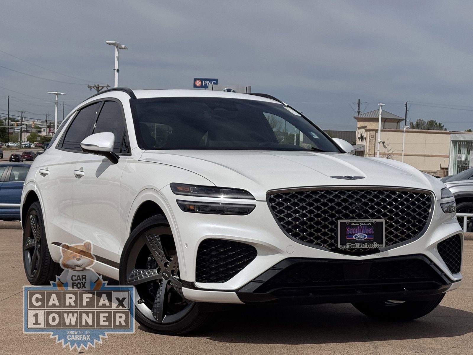 Used 2023 Genesis GV70 2.5T w/ Sport Prestige Package image 2