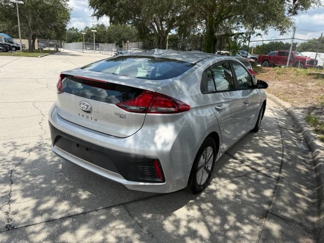 Used 2018 Hyundai Ioniq Blue FWD image 3