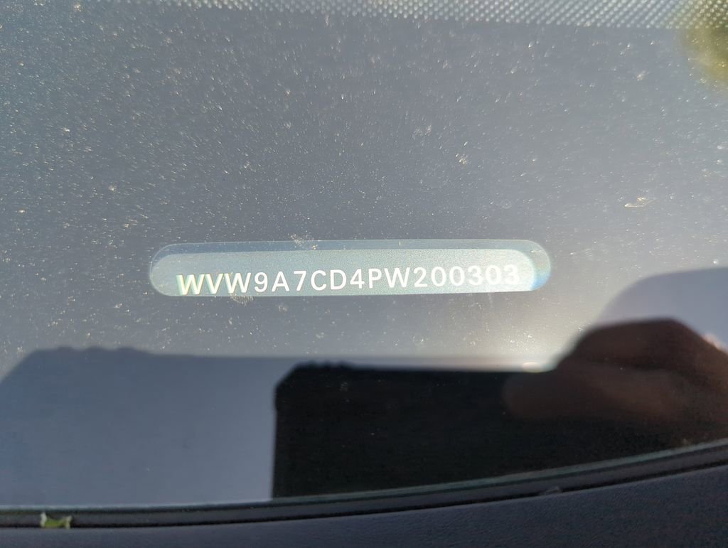 Used 2023 Volkswagen GTI 40th Anniversary Edition image 6