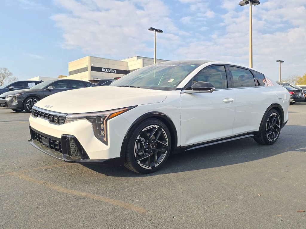 Certified 2025 Kia K4 GT-Line w/ GT-Line Premium Package image 7