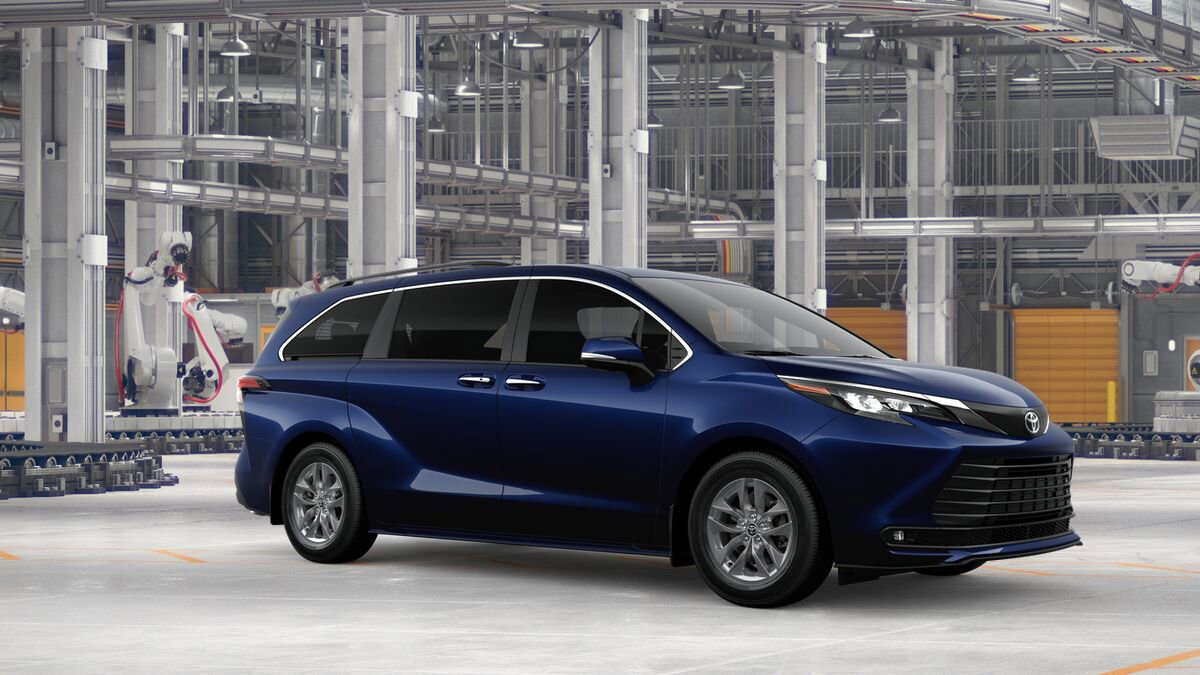 New 2026 Toyota Sienna XLE FWD image 14