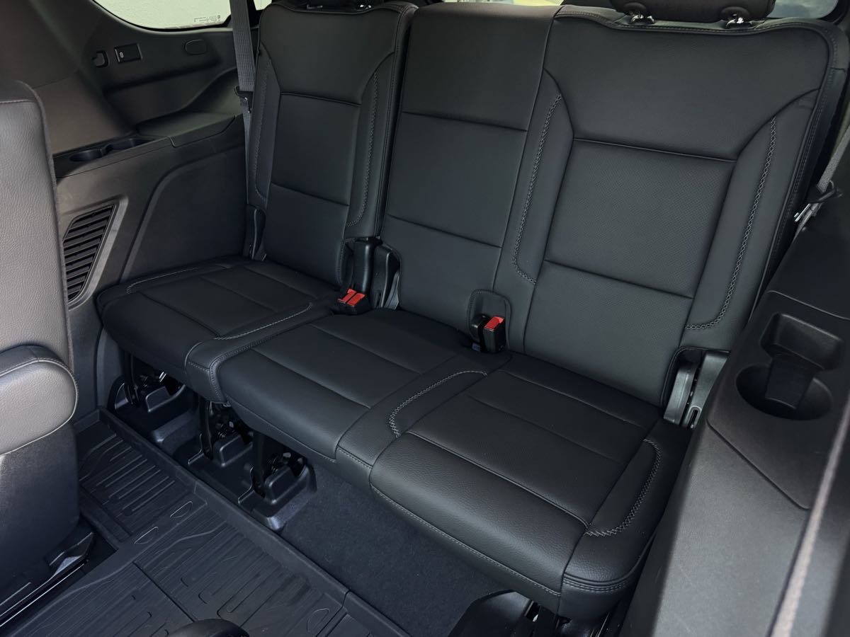 Used 2024 GMC Yukon Denali w/ Advanced Technology Package image 21