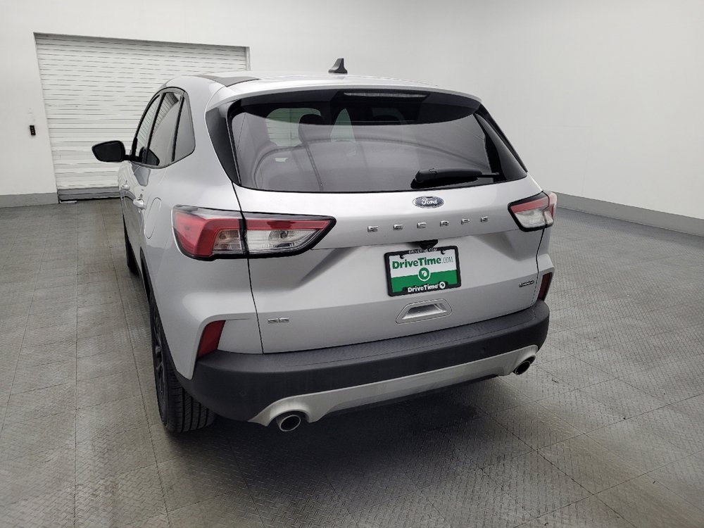 Used 2020 Ford Escape SE Sport image 6