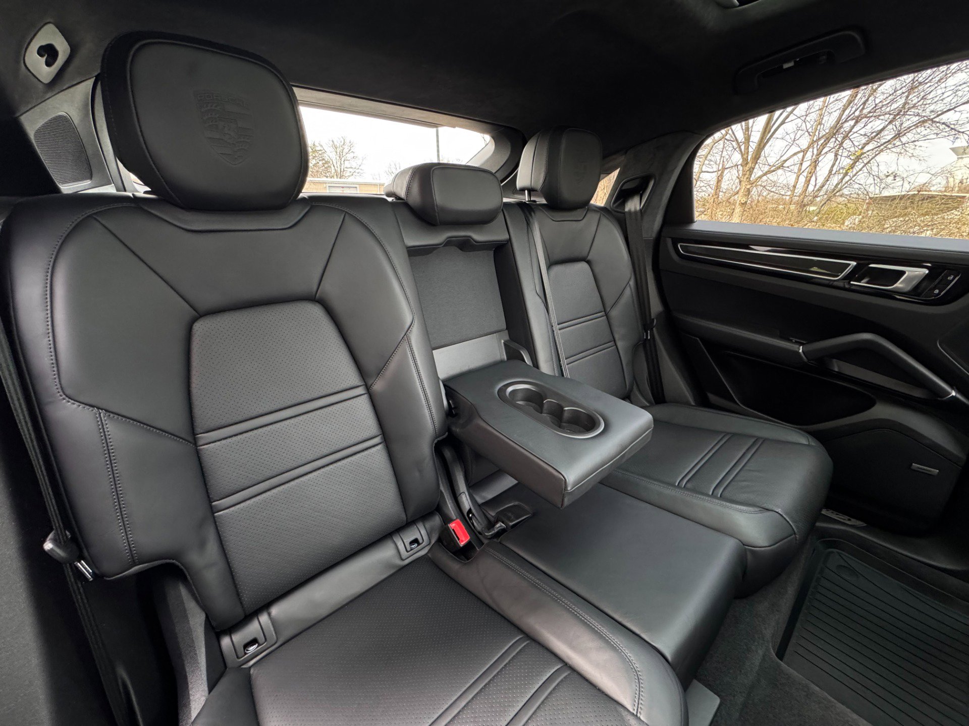 Used 2022 Porsche Cayenne GTS image 20