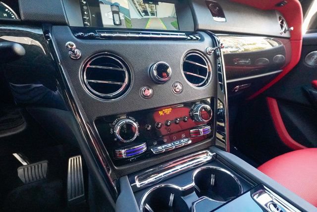 Used 2023 Rolls-Royce Cullinan Black Badge w/ Driver's Package image 62