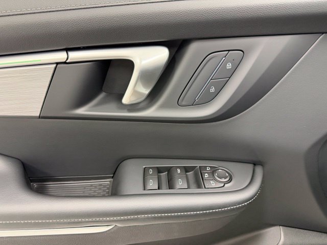 Certified 2026 Buick Enclave Preferred FWD image 18